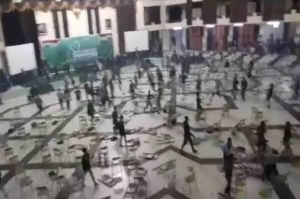 Penampakan Peserta Kongres HMI XXXI di Surabaya yang Mengamuk Saling Lempar Kursi