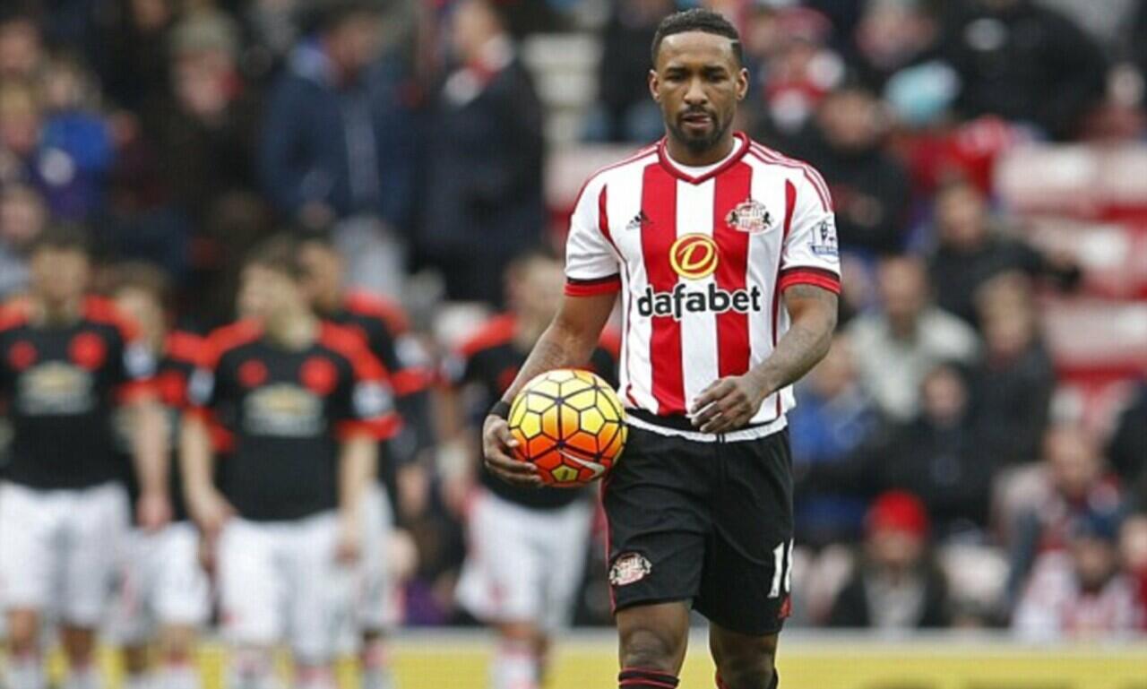10 pemain Liga Primer paling apes yang tendangannya sering kebentur tiang