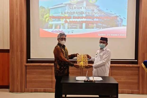 Bupati Pasangkayu Serahkan Laporan Keuangan Pemerintah Daerah ke BPK