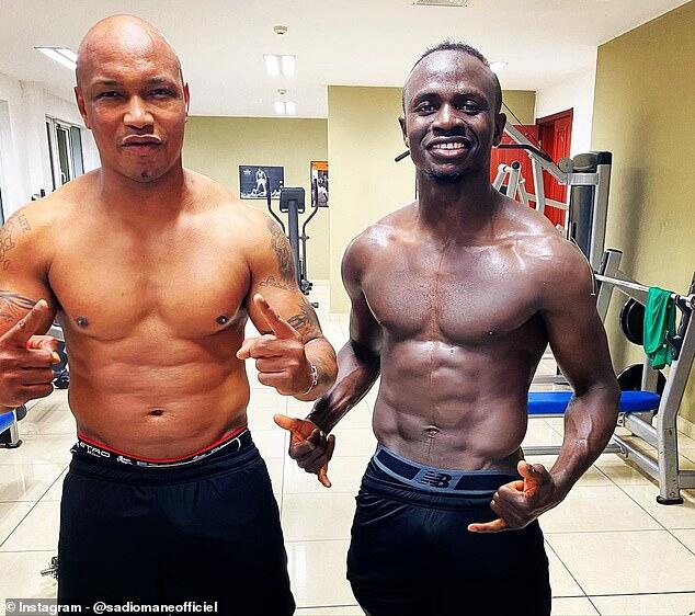 Pasang Foto Bareng El Hadji Diouf Habis Nge-Gym, Sadio Mane Dihujat Fans Liverpool
