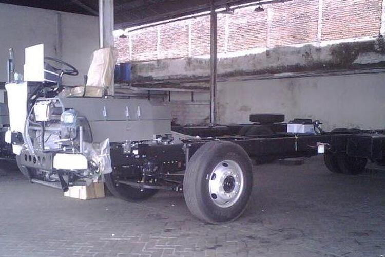 Hino AK8, Sasis Balap Andalan Bus Ekonomi Pulau Jawa