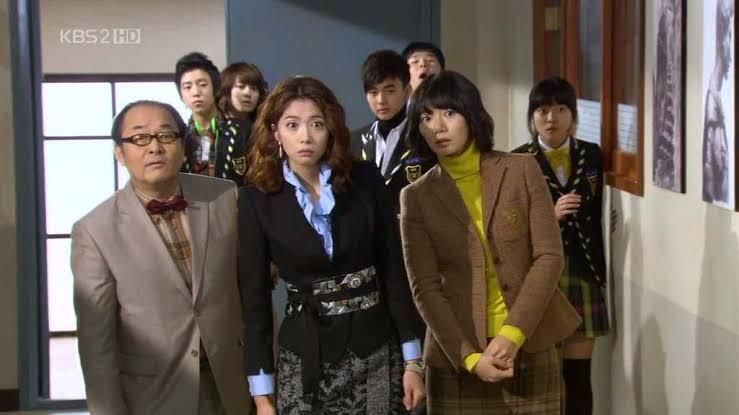 Anti Mainstream Drama Master Of Study Mengajarkan Cara Guru Mendidik Murid