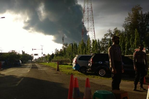Kebakaran Kilang Minyak Balongan Diduga Disebabkan Kebocoran Tangki