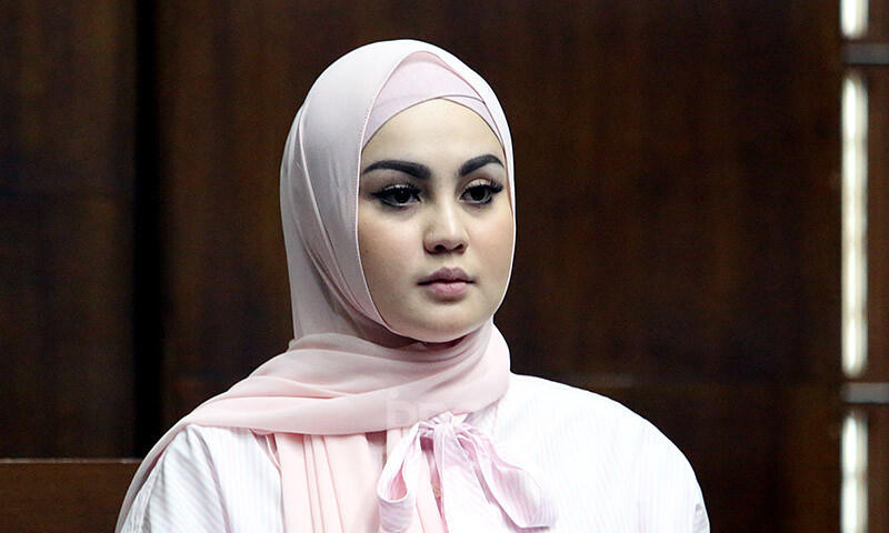CURAHAN HATI SEORANG ISTRI ORANG : Hari Gini Keknya Istri2 Harus Bisa Mandiri Deh....