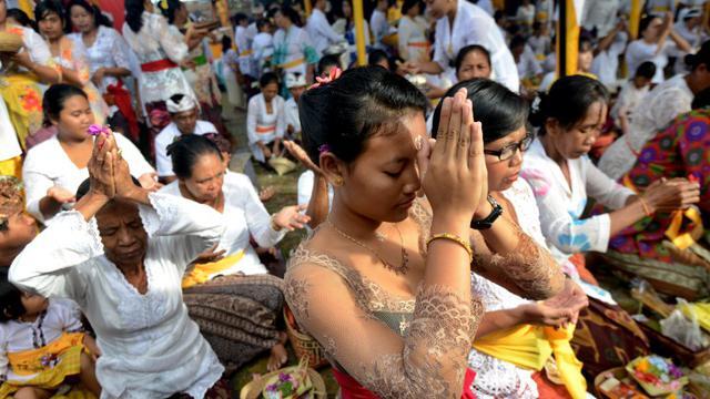 Dari Sekian Banyak Agama, Inilah 8 Agama Tertua di Dunia. KAMU SUDAH TAHU?