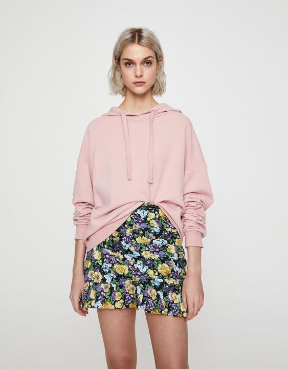 WAJIB DICONTEK! 5 Inspirasi Padu-Padan Jaket Hoodie. CASUAL & STYLISH.