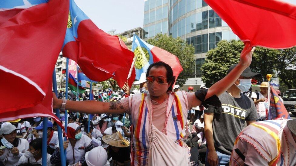 Berbagai Suku dan Agama di Myanmar Bersatu Melawan Junta Militer