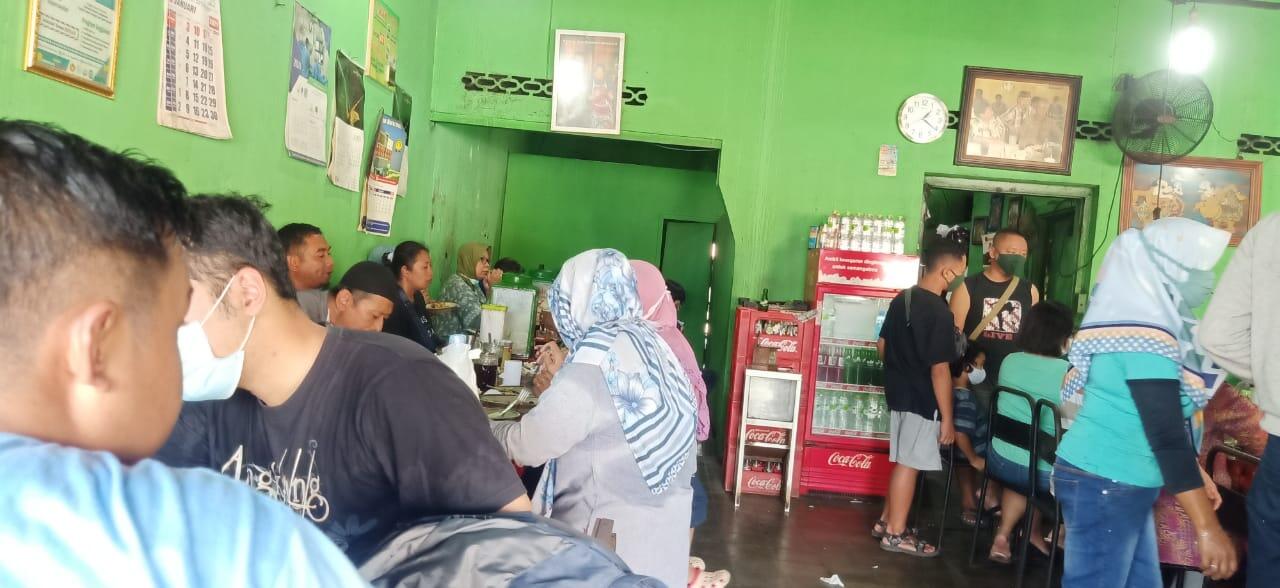 Kedai Sate Tali Roso Ahlinya Sate Kambing Dengan Ukuran Tidak Biasa, Melipir Yuk!