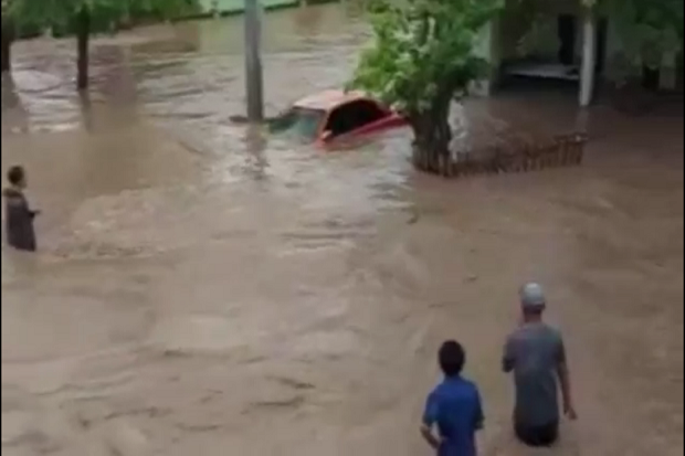 Bima Diterjang Banjir Bandang, 4 Kecamatan Tergenang Air Setinggi 2 Meter