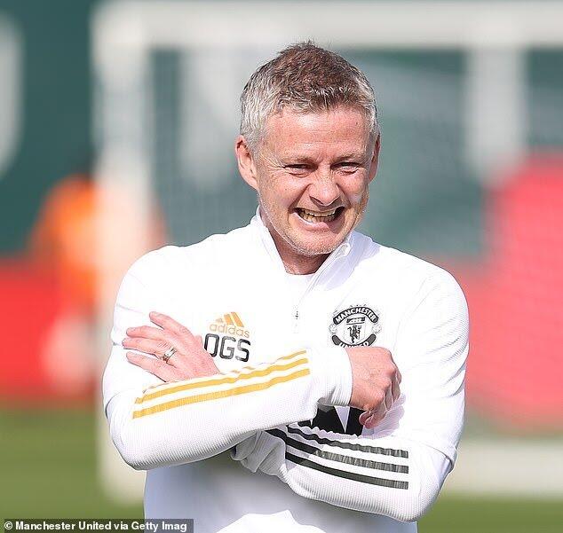 Scholes: "Solskjaer layak dipertahankan di MU"... Yakinnn?