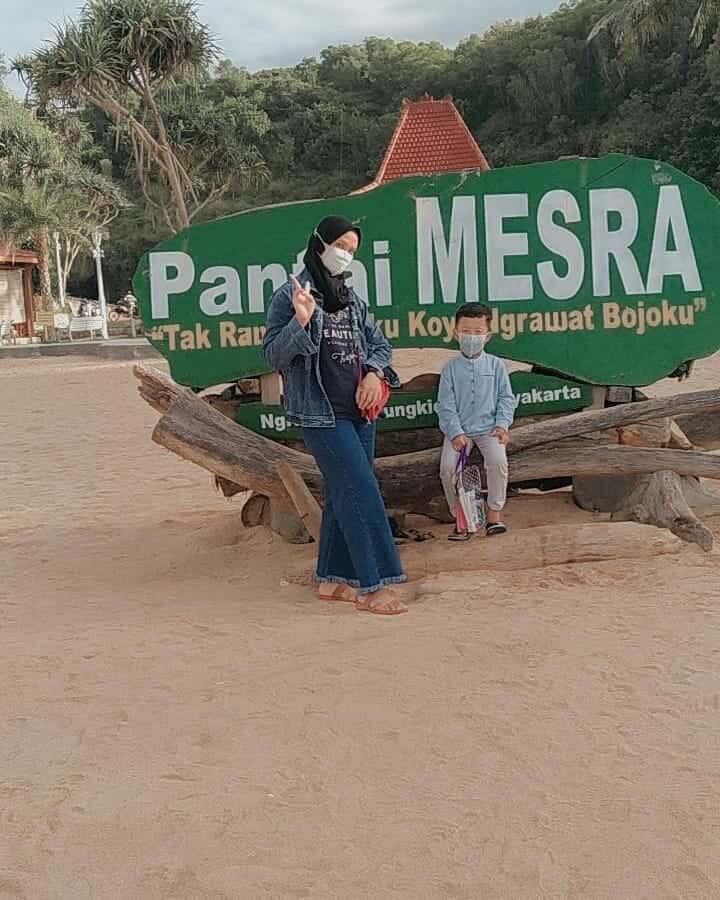 Info Wisata Pantai Ngrawe (Mesra) Gunung Kidul, Yogyakarta