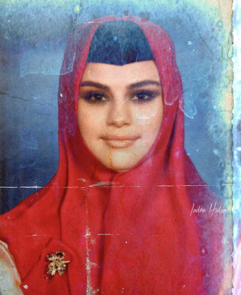 Bikin Pangling! Potret 6 Seleb Seksi Hollywood Ketika Pakai Jilbab