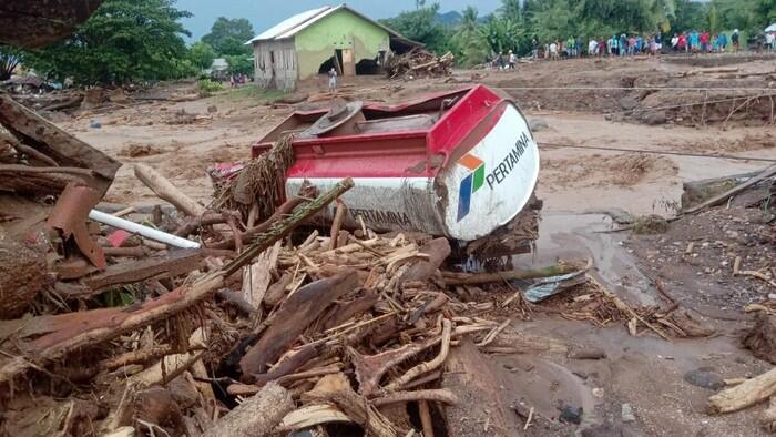 &#91;FOTO&#93; Banjir Bandang di NTT Tewaskan 23 Warga