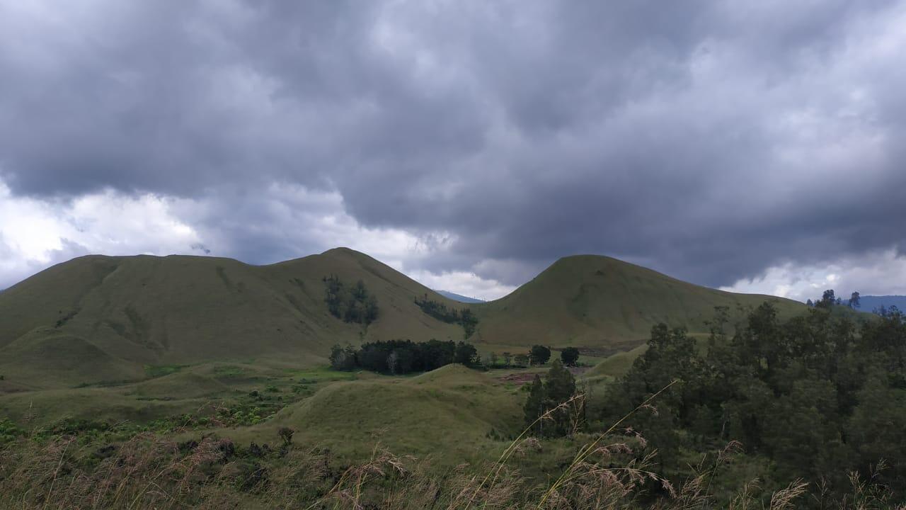 JALAN-JALAN KE KAWAH WURUNG