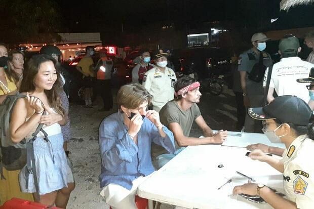 Tak Patuh Protokol Kesehatan, 45 WNA Terjaring Razia di Bali dan Terancam Diusir