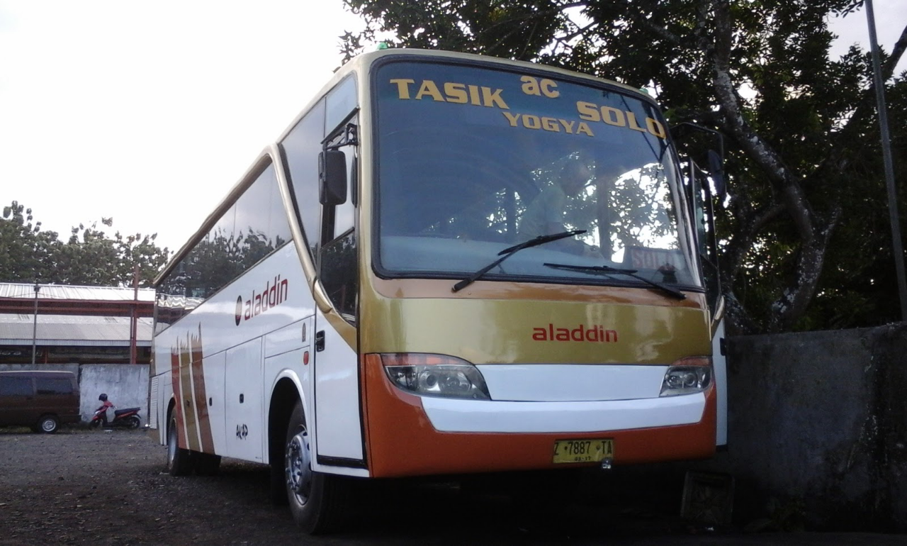 Sejarah PO Aladdin - Bus Legendaris Asal Ciamis yang Terlupakan