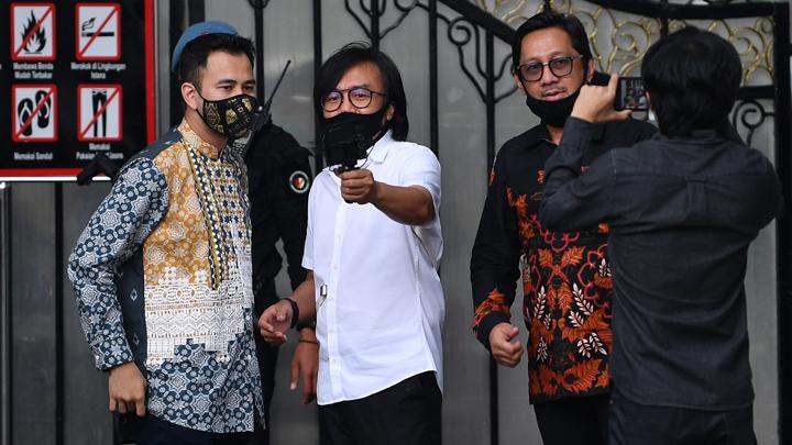 Jonru Muncul Sindir Jokowi Kondangan: yang Salah Tetap Anies Baswedan