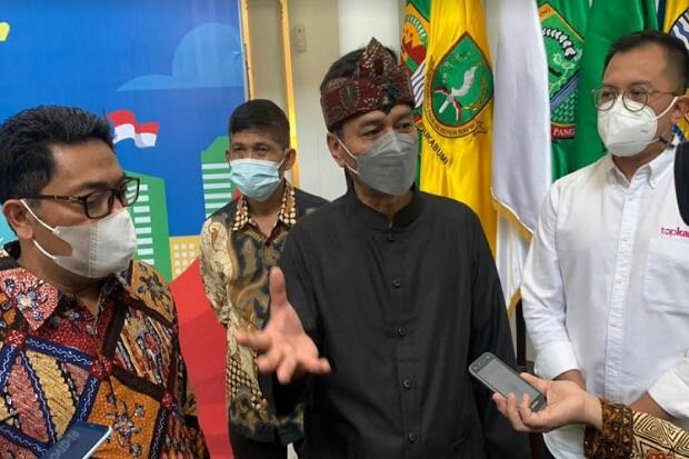 Hingga 2023, Jabar Optimistis Angkat Tiga Juta Pengangguran