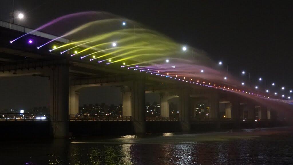 Fenomena Angker Jembatan Han River Seoul Korea Selatan, Tempat Orang Bunuh Diri!