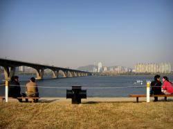 Fenomena Angker Jembatan Han River Seoul Korea Selatan, Tempat Orang Bunuh Diri!
