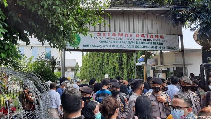 Mantan Kapolres Jakpus Ungkap Massa Rizieq Tiba-tiba Tutup Jalanan Petamburan