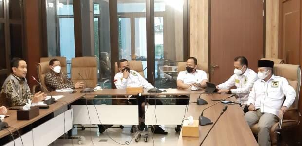 KPK Sambangi Kantor PDIP dan PPP, Ini Persoalan yang Dibahas