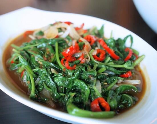 Makan Kangkung Bisa Bikin Ngantuk, Ternyata Oh Ternyata..