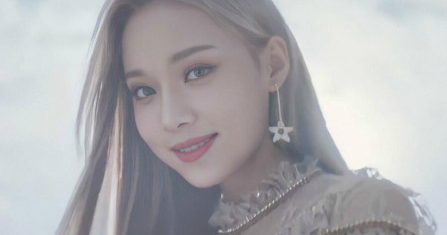 SM Entertainment Klarifikasi Soal Video Staf Pria yang Mengambil Foto Winter aespa