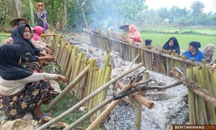 Dari Balimau Hingga Marandang, Tradisi Ramadan Di Minang Kabau.