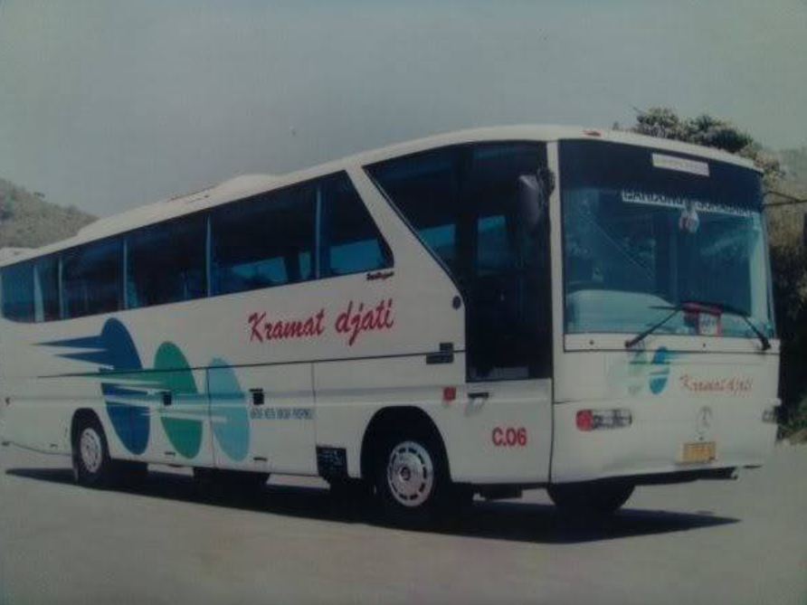 Kramat Djati, Bus Putih Nan Legendaris Pelari Lintas Sumatera Jawa Bali 