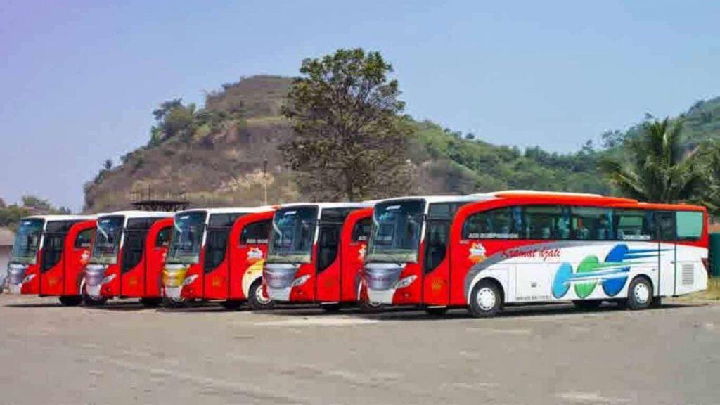 Kramat Djati, Bus Putih Nan Legendaris Pelari Lintas Sumatera Jawa Bali 