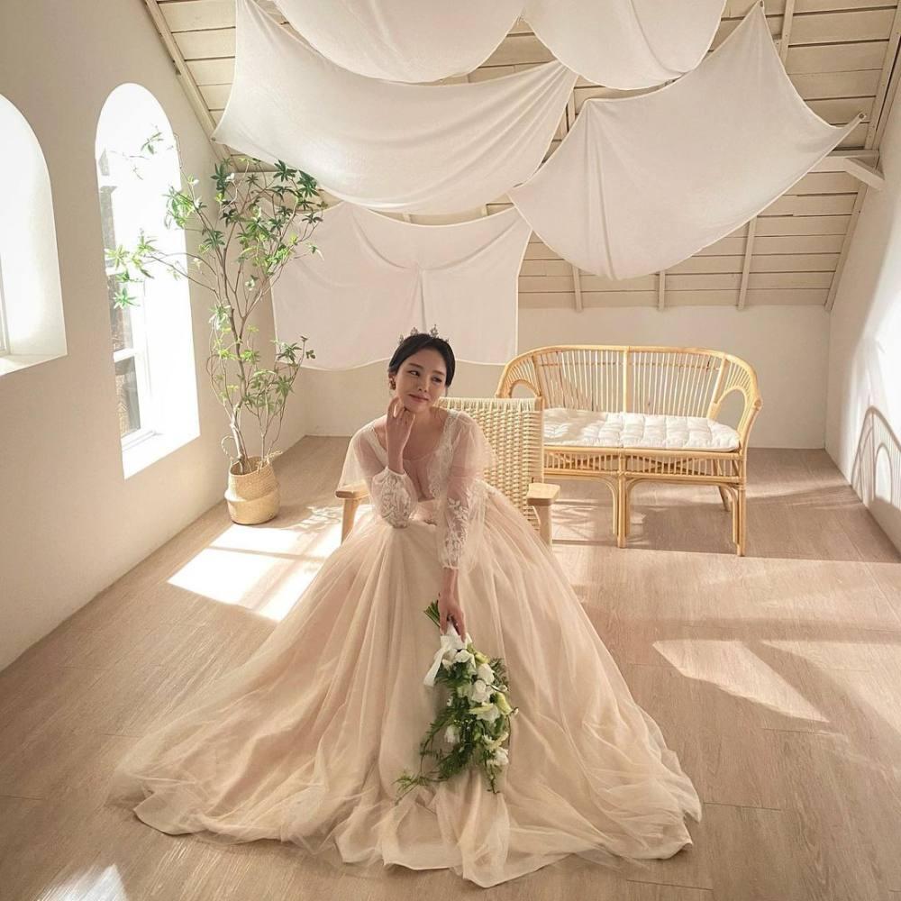 Fakta Jiwoo, Kakak Perempuan J-Hope 'BTS' yang Jadi Influencer