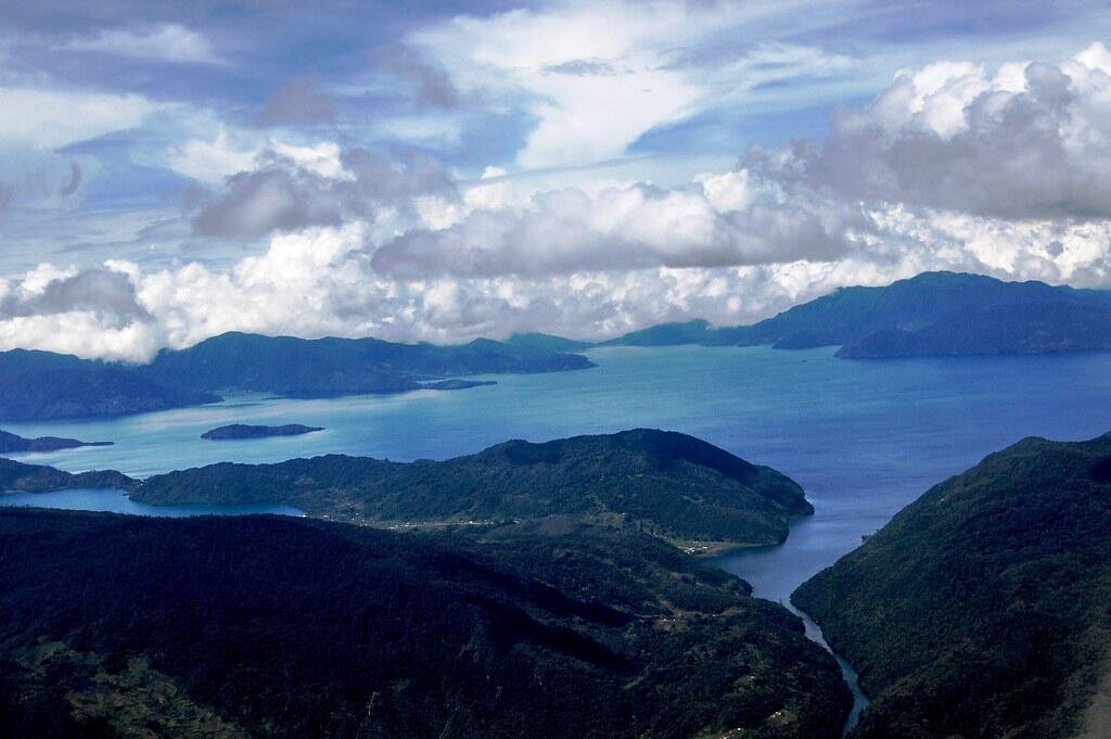 Pilih Trip untuk Traveling Kamu di Danau Terbesar di Indonesia, Tertarik ke Mana?