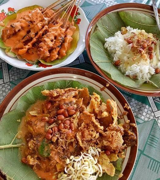 9 Ragam Sate Khas Jawa Tengah yang Dijamin Menggugah Selera Saat Pulang Kampung 