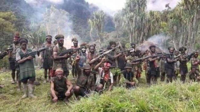 Tentara Indonesia Berkhianat, Pimpin Pasukan TPNPB Serang Pos TNI