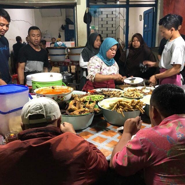 Gudeg Enak Dan Terkenal Di Joglosemar, Cocok Untuk Obat Kangen Saat Pulang Kampung
