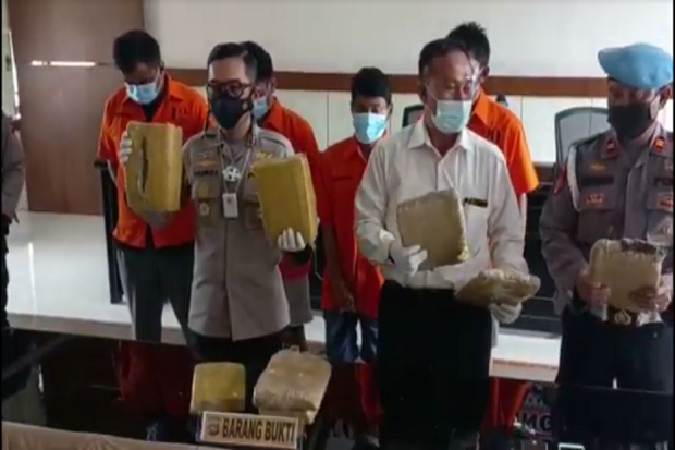 Bukittinggi Gempar, Petugas Lapas, Pelajar, dan Napi Kompak Edarkan 10 Kg Ganja
