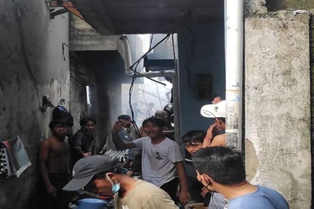 Kebakaran Rumah di Taman Sari, Warga Keluhkan Petugas Damkar Kurang Maksimal