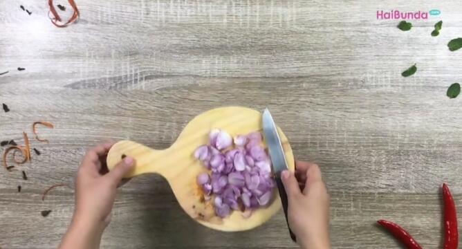 Tips Menyimpan Bawang Merah dan Bawang Putih Agar Tidak Cepat Busuk!