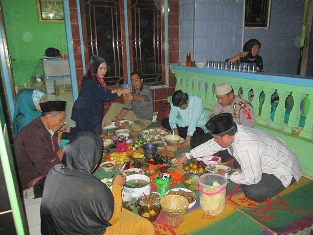 ASSURO AMMACA, Tradisi Baca Doa Khusus Untuk Yang Telah Berpulang