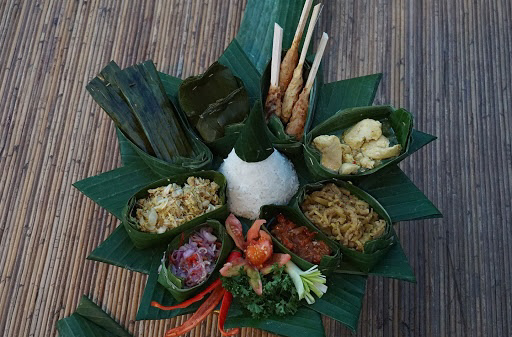 Megibung, Budaya Makan Bersama Untuk Berpuasa Bersama Di Bali