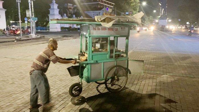 Kisah Sukimin Kakek 88 Tahun Jualan Bakso Keliling di Solo, Pantang Minta-minta