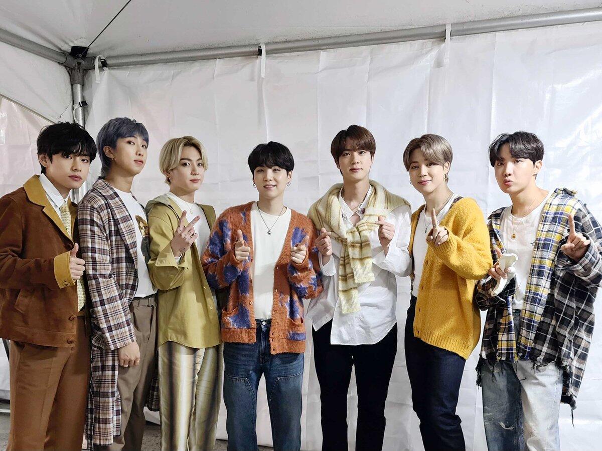 BTS Dirumorkan akan Menjalankan Wajib Militer Bersama
