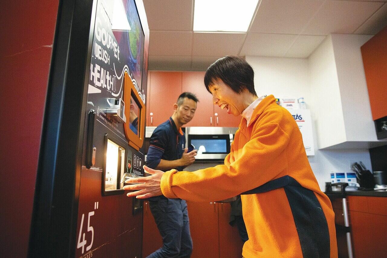 Vending Machine Ramen, Cara Praktis Beli Ramen Anti Salah Tulis Pesanan