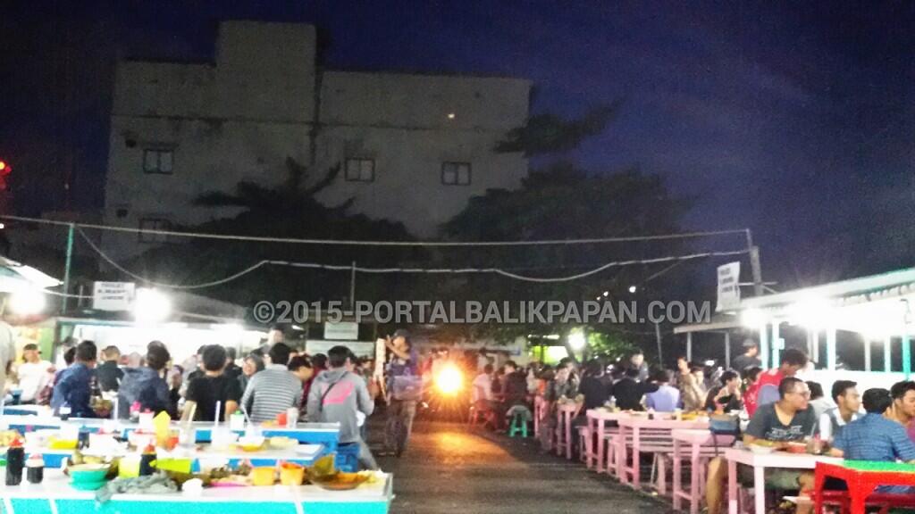 Tradisi Buka Puasa Bersama Di Hari Terakhir Bulan Ramadhan Di Kota Ane.