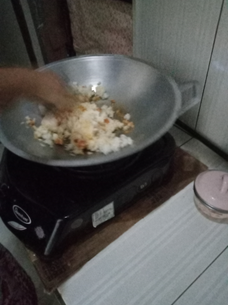 Nasgor SS, Nasi Goreng Sederhana Sekali Ala Anak Kos Tanpa Terasi Dan Cabe Merah