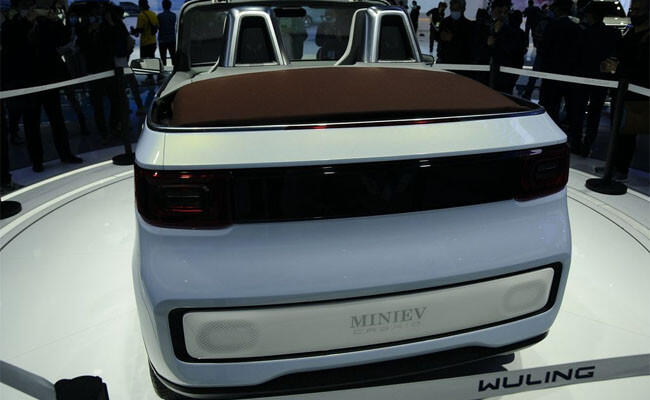 Wuling Rilis Mobil Listrik Mungil dengan Atap Terbuka, Berikut Spesifikasinya