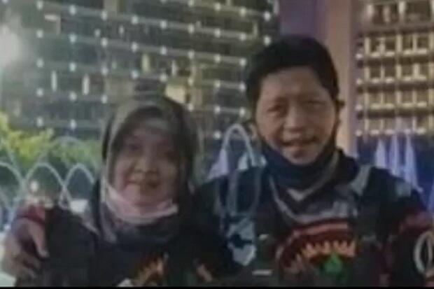 Suami Istri di Jember Ini Nekat Umrah Pakai Sepeda Motor