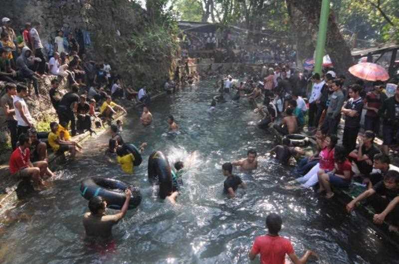 Inilah Tradisi Menyucikan Diri Sebelum Memasuki Ramadhan di Daerahku.