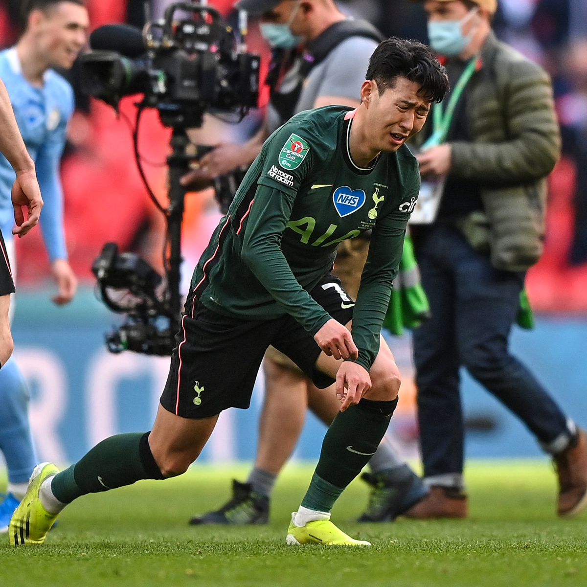 Son Heung-min Mewek Di Final Piala Liga Inggris, Lebay Gak Sih?